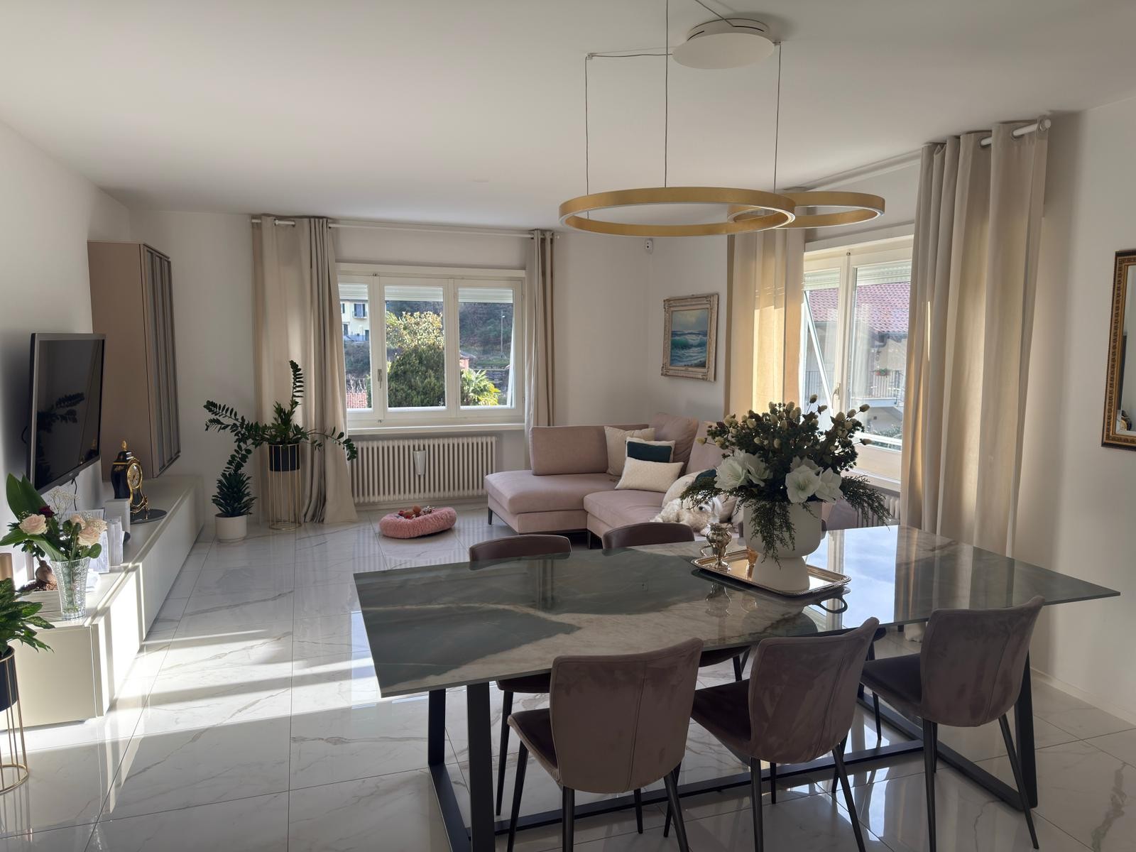 Agno / Cassina D'Agno ampia villa unifamiliare con piscina